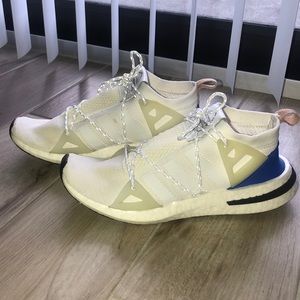 adidas Arkyn sneakers